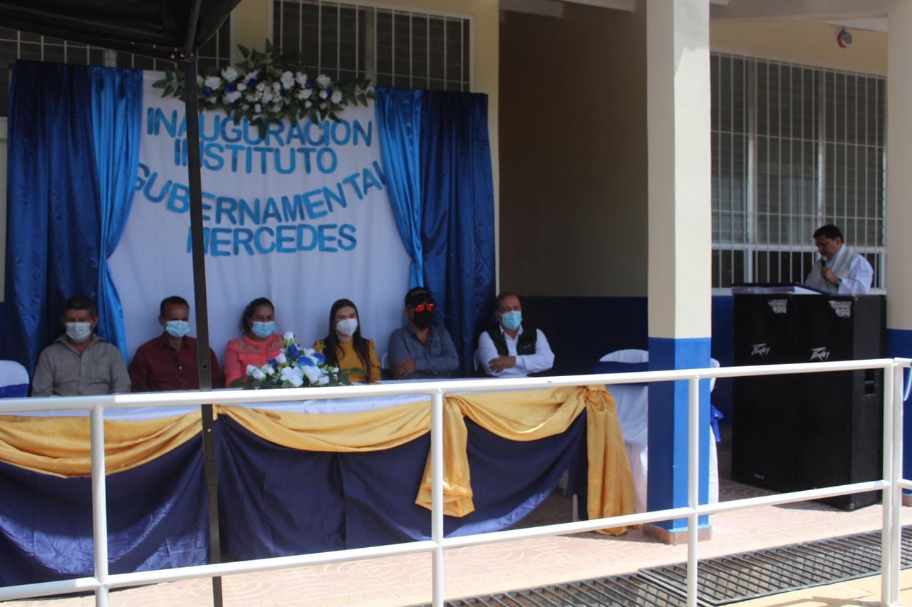 Inauguración Instituto Gubernamental Mercedes